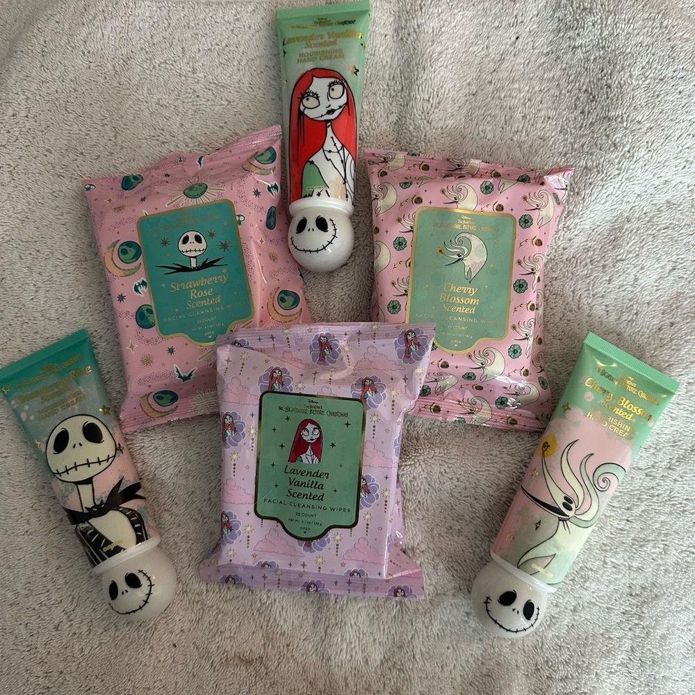 Nightmare Before Christmas hand and body set